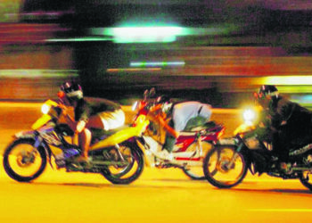 AKTIVITI lumba haram yang semakin sukar dibendung dalam kalangan anak-anak muda. -GAMBAR HIASAN
