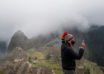 PEMANDANGAN tapak arkeologi Machu Picchu di Cusco, Peru.-AFP