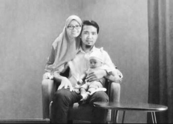MUHAMMAD Nazirul Syafiq Azmi dan isterinya, Zubaidah Abd. Rajak yang masing-masing berusia 28 tahun serta bayi mereka, Muhammad Rizqi meninggal dunia di lokasi kejadian.