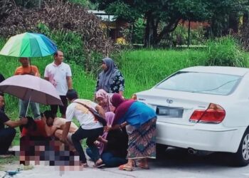KEADAAN kemalangan yang mengorbankan nyawa seorang remaja dalam kejadian di Kilometer 4 Jalan Tanjung Ipoh-Seri Menanti, Kuala Pilah petang tadi.