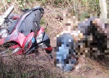 MAYAT mangsa bersama motosikal ditemukan di Jalan Besar Serting Hilir-Tembangau Jempol, Negeri Sembilan, petang tadi.