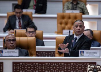 SAARANI Mohamad pada sidang DUN Perak di Ipoh. - UTUSAN