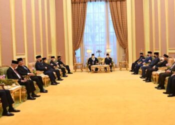 MESYUARAT Majlis Raja-raja Ke-259 dihadiri pemimpin-pemimpin dari seluruh negara termasuk Yang di-Pertuan Agong, Al-Sultan Abdullah Ri'ayatuddin Al-Mustafa Billah Shah dan Perdana Menteri, Datuk Seri Ismail Sabri Yaakob. - FOTO/FACEBOOK ISTANA NEGARA