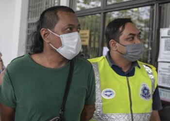 Seorang penghantar makanan yang videonya tular di media sosial dihadapkan ke Mahkamah Sesyen Sepang, Selangor baru-baru ini kerana menghina agama. – MINGGUAN/FAISOL MUSTAFA