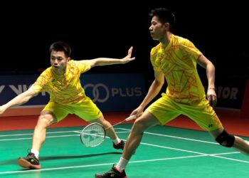 GOH V Shem (kanan) dan Tan Wee Kiong meneruskan kemaraan ke pusingan kedua Terbuka Taiwan.