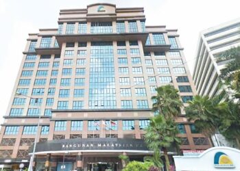 Pandemik Covid-19 memberi impak kepada perkembangan industri insurans tempatan.  – GAMBAR HIASAN
