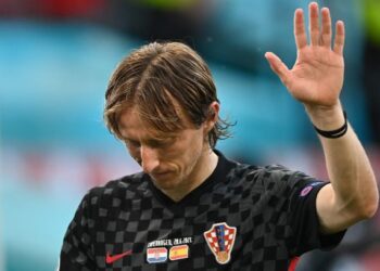 LUKA Modric akui gagal membantu Croatia mara ke suku akhir selepas tewas kepada Sepanyol. - AFP