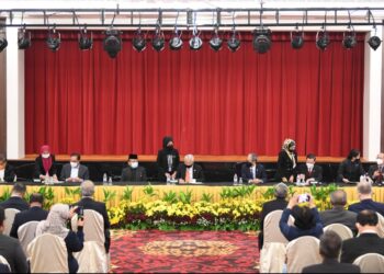 MoU ditandatangani antara Kerajaan Persekutuan dan PH bagi mengembalikan kestabilan politik negara di Parlimen.  - IHSAN PMO