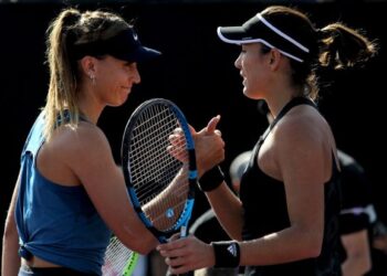 BEKAS pemain No.1 dunia  Garbine Muguruza berjaya menewaskan rakan senegeranya dari Sepanyol Paula Badosa untuk mara ke pentas akhir WTA Final. -AFP