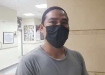 AZMAN AWANG