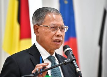 MUSTAPA MOHAMED