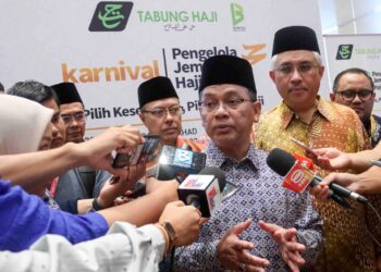 MOHD. Na'im
Mokhtar ketika sidang akhbar selepas Majlis Pelancaran Karnival Pengelola Jemaah Haji 1444H/2023M di MHCC Sepang, Selangor. - UTUSAN/FAISOL MUSTAFA