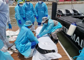MAYAT Mohd. Rizal Ismail ditemui terapung kira-kira 15 batu nautika di barat Tanjung Dawai, Kuala Muda dekat Yan hari ini.