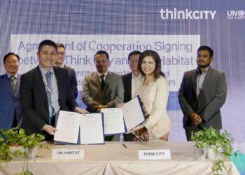 NIK Nazmi Nik Ahmad pada Majlis Menandatangani Perjanjian Kerjasama antara UN-Habitat dan Think City di Putrajaya. - UTUSAN/FAISOL MUSTAFA