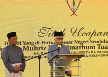 TUANKU Muhriz Ibni AlmarhumTuanku Munawir sewaktu bertitah pada Majlis Sambutan Maulidur Rasul Peringkat Negeri Sembilan 1444H di Masjid Negeri, Seremban, Negeri Sembilan, semalam.