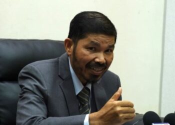 DR. MOHD. Uzir Mahidin dalam sidang akhbar Penerbitan Subnasional DUN dan Penemuan Utama Banci Penduduk dan Perumahan Malaysia 2020: Daerah Pentadbiran di Seremban hari ini. - FOTO/BADRUL HAFIZAN MAT ISA