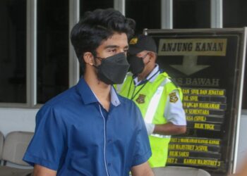 M. Vaitheswaran ketika hadir di Mahkamah Majistret Bukit Mertajam, Pulau Pinang hari ini.