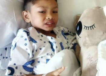 Adam Khairi Naufal Abdul Wahab kembali sedar selepas dipatuk ular sebelum ini.