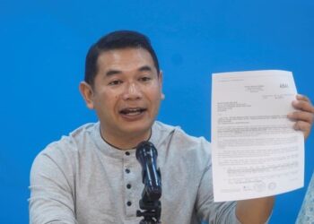 RAFIZI Ramli pada sidang akhbar di Ibu Pejabat PKR. - UTUSAN/SHIDDIEQIIN ZON