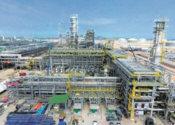 PROJEK Petronas Chemicals Group di Kompleks Bersepadu Pengerang Johor. – GAMBAR HIASAN
