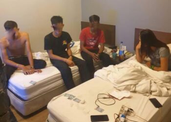 SEORANG janda dan empat lelaki ditahan polis selepas didapati sedang berpesta di dalam sebuah bilik hotel di Jalan Bagan Jermal, Butterworth, Pulau Pinang.