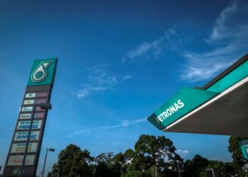 Petronas dalam kenyataan berkata, dana berkenaan diperuntukkan oleh unit dan anak syarikat Kumpulan Petronas termasuk Yayasan Petronas. -GAMBAR HIASAN