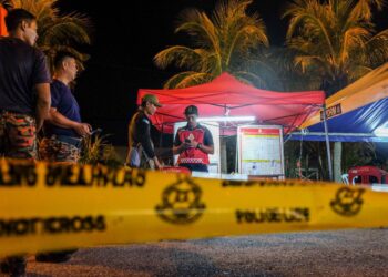 BOMBA masih melakukan operasi mencari dan menyelamat mangsa di Pulau Undan, Merlimau, Melaka.