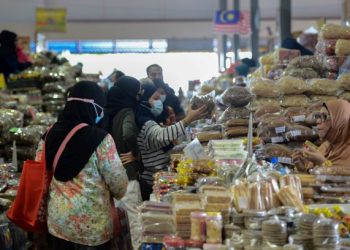 Umat Islam termasuk para peniaga hendaklah memahami konsep ihsan agar setiap tingkah laku bertepatan dengan ajaran agama. – GAMBAR HIASAN