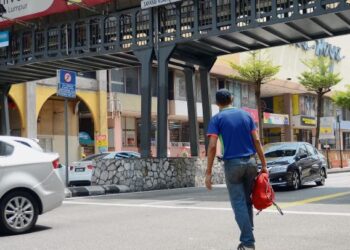 JEJANTAS merupakan satu keperluan kepada pejalan kaki terutama di laluan yang sibuk. – GAMBAR HIASAN/UTUSAN