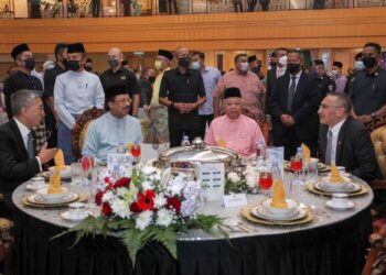 ISMAIL Sabri Yaakob ketika hadir pada Majlis Sambutan Aidilfitri Bersama Warga Jabatan Perdana Menteri 2022 di Putrajaya. - UTUSAN/FAISOL MUSTAFA