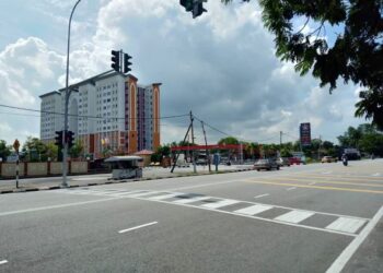 PENDUDUK di Telok Ayer Tawar, Butterworth, Pulau Pinang merayu pihak berwajib dapat menyediakan kemudahan perkhidmatan seperti pejabat pos, bank dan klinik kesihatan di kawasan itu selepas disuarakan sejak 2016.