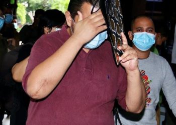 AKASHAH Roslan hadir ke Mahkamah Sesyen Butterworth, Pulau Pinang atas tiga pertuduhan menerima rasuah. - UTUSAN/AMIR IRSYAD OMAR