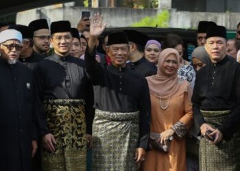 LANGKAH Sheraton menyaksikan Muhyiddin Yassin (tengah) dilantik sebagai Perdana Menteri berikutan kerajaan Pakatan Harapan (PH) tumbang selepas 22 bulan mentadbir negara.