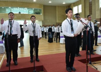 PELAJAR baharu di Universiti Islam Antarabangsa Malaysia (UIAM) telah diberi penekanan supaya mempunyai sifat mengasihani kepada semua golongan. – GAMBAR HIASAN/FB UIAM