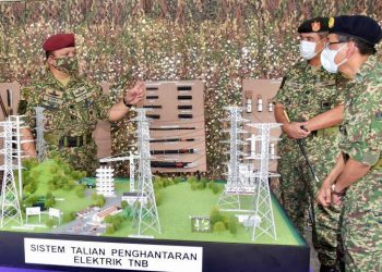 TUANKU Syed Faizuddin hadir majlis
Perbarisan Komander Tahun 2020 di Kem Bukit Keteri, Beseri, Padang Besar hari ini.