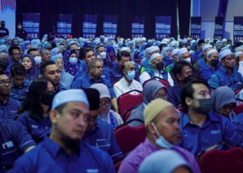 PARA perwakilan yang hadir pada Konvensyen Perikatan Nasional (PN) 2022 di MAEPS Serdang. - UTUSAN/FARIZ RUSADIO