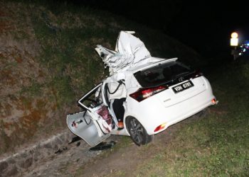 KEADAAN kereta yang terlibat dalam kemalangan maut di Kilometer 232.8 Lebuhraya Utara-Selatan (arah Utara), dekat Rembau, Negeri Sembilan, hari ini.