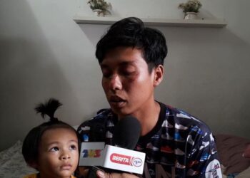 REDZUAN Jamil menceritakan detik-detik kemalangan yang meragut nyawa Nurul Nazihah Kamalul Arifin di Kampung Lukut, Kota Tinggi, Johor.