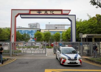 "INSIDEN serius' berlaku di Sekolah River Valley High libatkan pelajar Menengah 1. - AGENSI