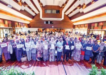Forum Kepimpinan Wanita Dalam Politik Malaysia Memacu Realiti Peningkatan Perwakilan Wanita dalam PRU15 dan Badan Legislatif, berlangsung di ibu kota, baru-baru ini.