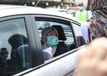 ZABIDAH Ahmad yang mengendalikan pertuduhan ke atas kes pemilik Restoran Salleh, Nezar Mohamed Sabur Batcha di Hospital Alor Setar, Kedah hari ini.