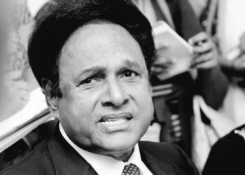 MENDIANG S. SAMY VELLU
