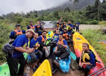 SERAMAI 21 peserta berjaya menamatkan ekspedisi Kayak Monsun sejauh 26 kilometer di laluan Sungai Lembing di Sungai Lembing, Kuantan, Pahang.