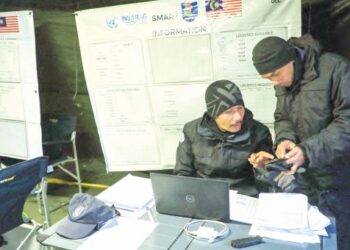 CUACA sejuk sehingga mencecah -2 darjah Celcius antara cabaran dihadapi SMART atau MAS 0-1 dalam misi SAR di Nurdagi, Gaziantep, Turkiye.