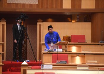 AHMAD Saidi Mohamad Daud pada sesi penggulungan perbahasan Belanjawan 2022 Perak pada Sidang DUN Perak di Ipoh hari ini. - IHSAN URUSETIA DEWAN NEGERI PERAK
