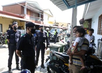 WALAUPUN ribuan jawatan belum diisi, anggota polis tetap memberikan khidmat terbaik kepada masyarakat terutama di ketika pandemik Covid-19 sekarang ini.