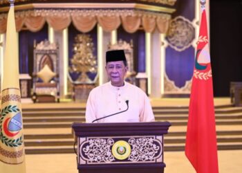 SULTAN Sallehuddin Sultan Badlishah menyampaikan titah Merasmikan Mesyuarat Pertama, Penggal Keempat, Dewan Undangan Negeri (DUN) Kedah Ke-14 melalui sidang video di Alor Setar hari ini.