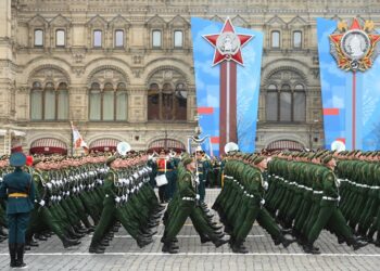RUSIA meraikan hari kemenangan Perang Dunia Kedua pada 9 Mei lalu sempena Jerman menyerah kalah pada 8 Mei 1945. – AFP