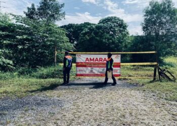 ANGGOTA penguat kuasa SWCorp Wilayah Persekutuan memantau dan memeriksa tapak pembuangan sampah haram di sekitar Kuala Lumpur.