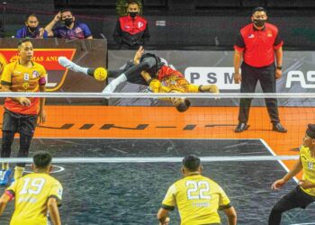 STATUS pemain import pada musim baharu Liga Sepak Takraw (STL) menimbulkan tanda tanya ekoran hubungan Persatuan Sepaktakraw Malaysia dan Astaf yang masih tegang.